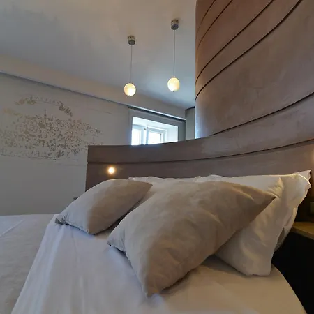 B&B La Residenza Del Monaco Bianco 2*