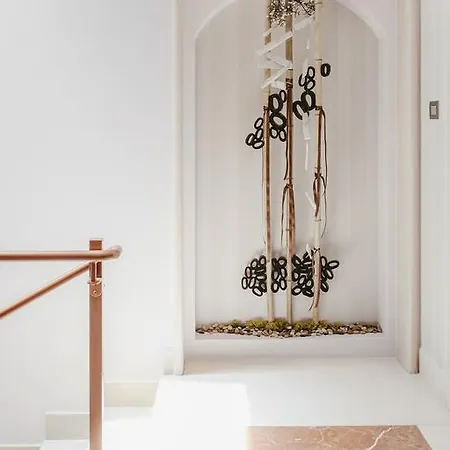 La Residenza Del Monaco Bianco B&B