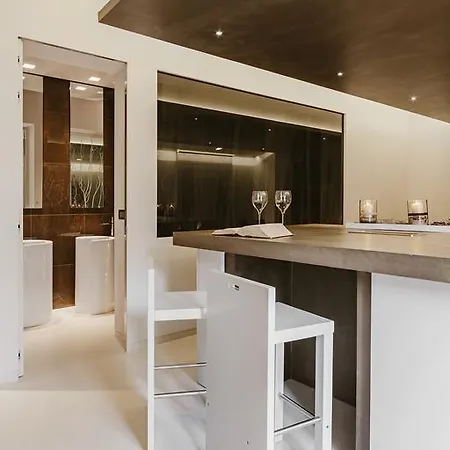 La Residenza Del Monaco Bianco 2*